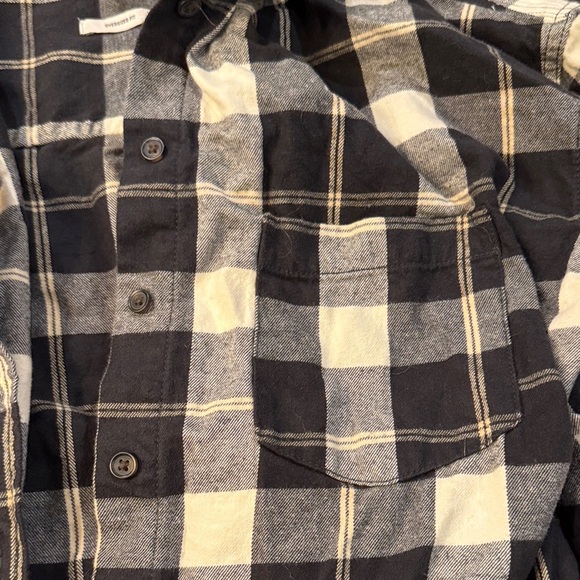 Universal Thread Checkered Button Down Shirt - Picture 4 of 4